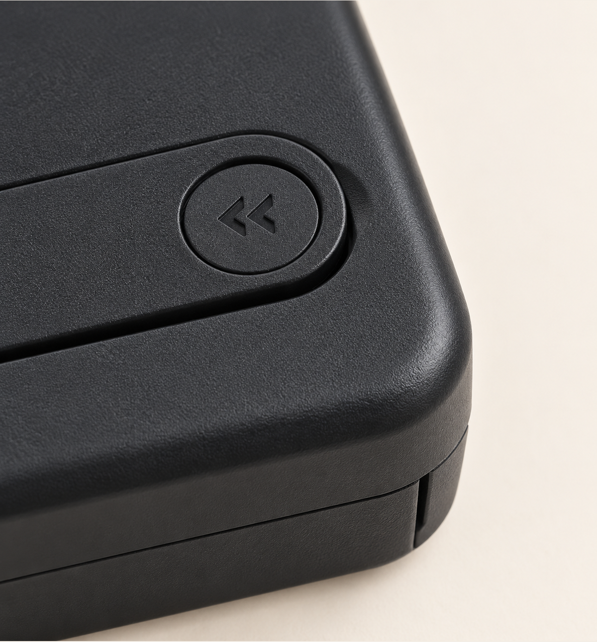 Mobile Charging Cable Set - Black, close-up