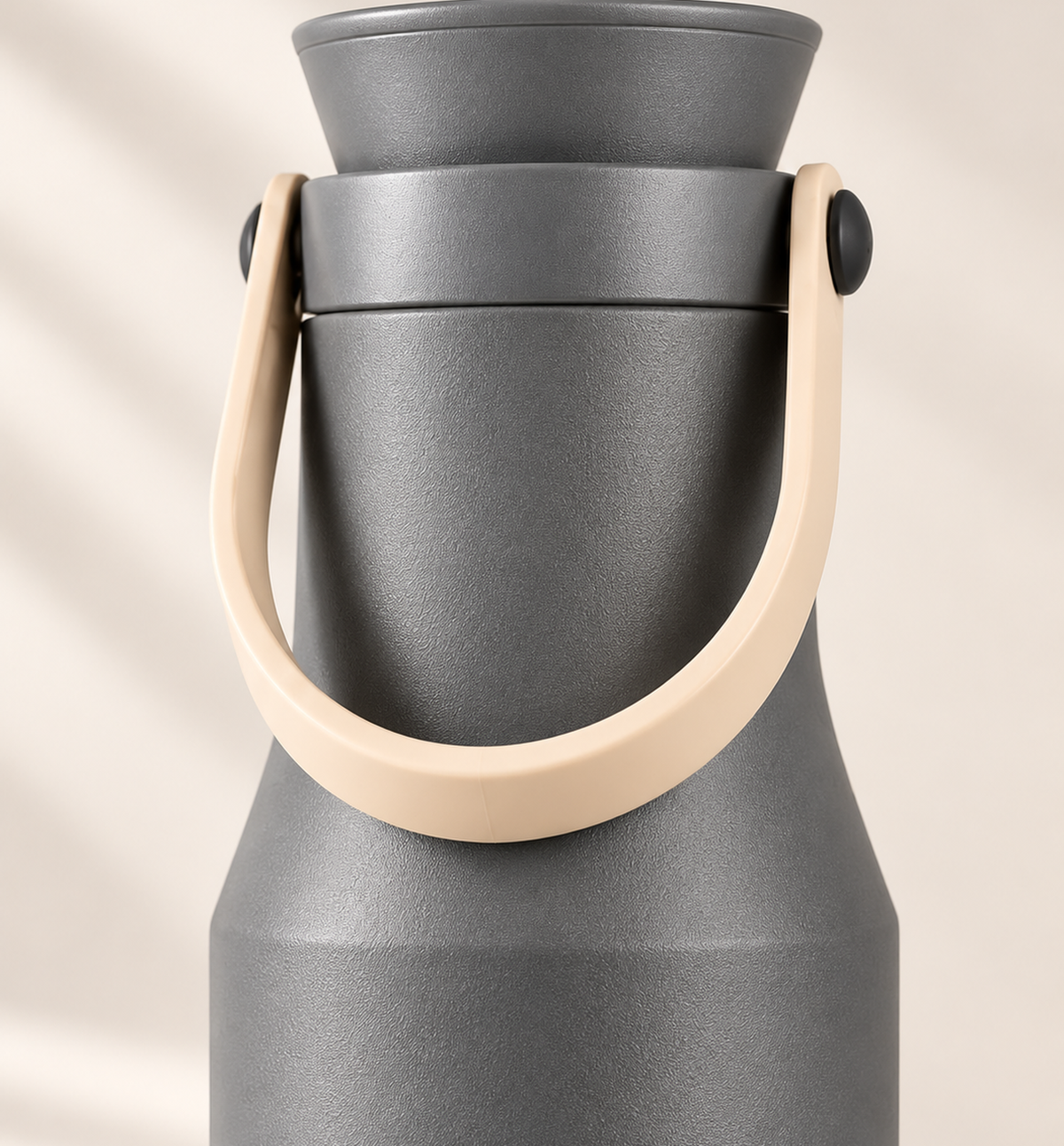 Victoria Hot and Cold Steel Bottle - Grey, 500 ml, detail