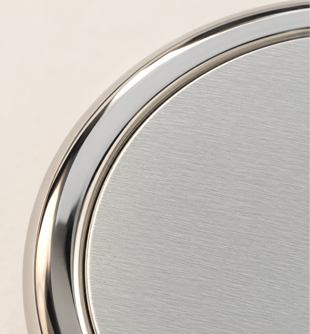 Premium Round Metal Keychain - Silver, detail