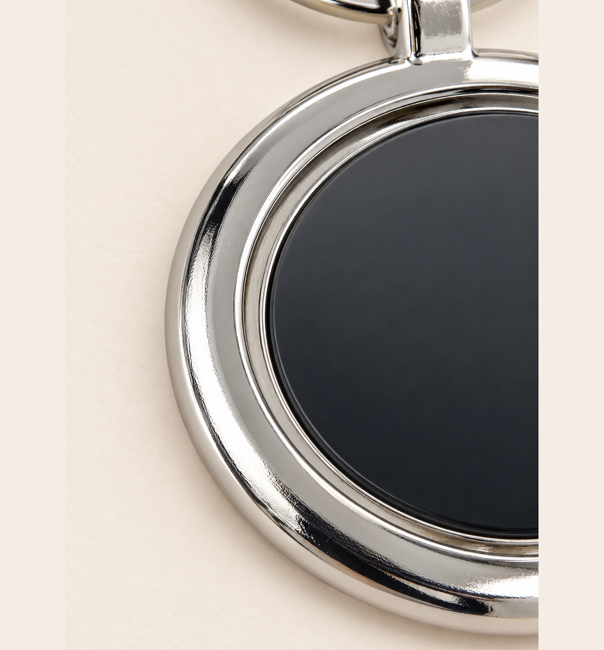 Round Spinner Keychain - Black, detail