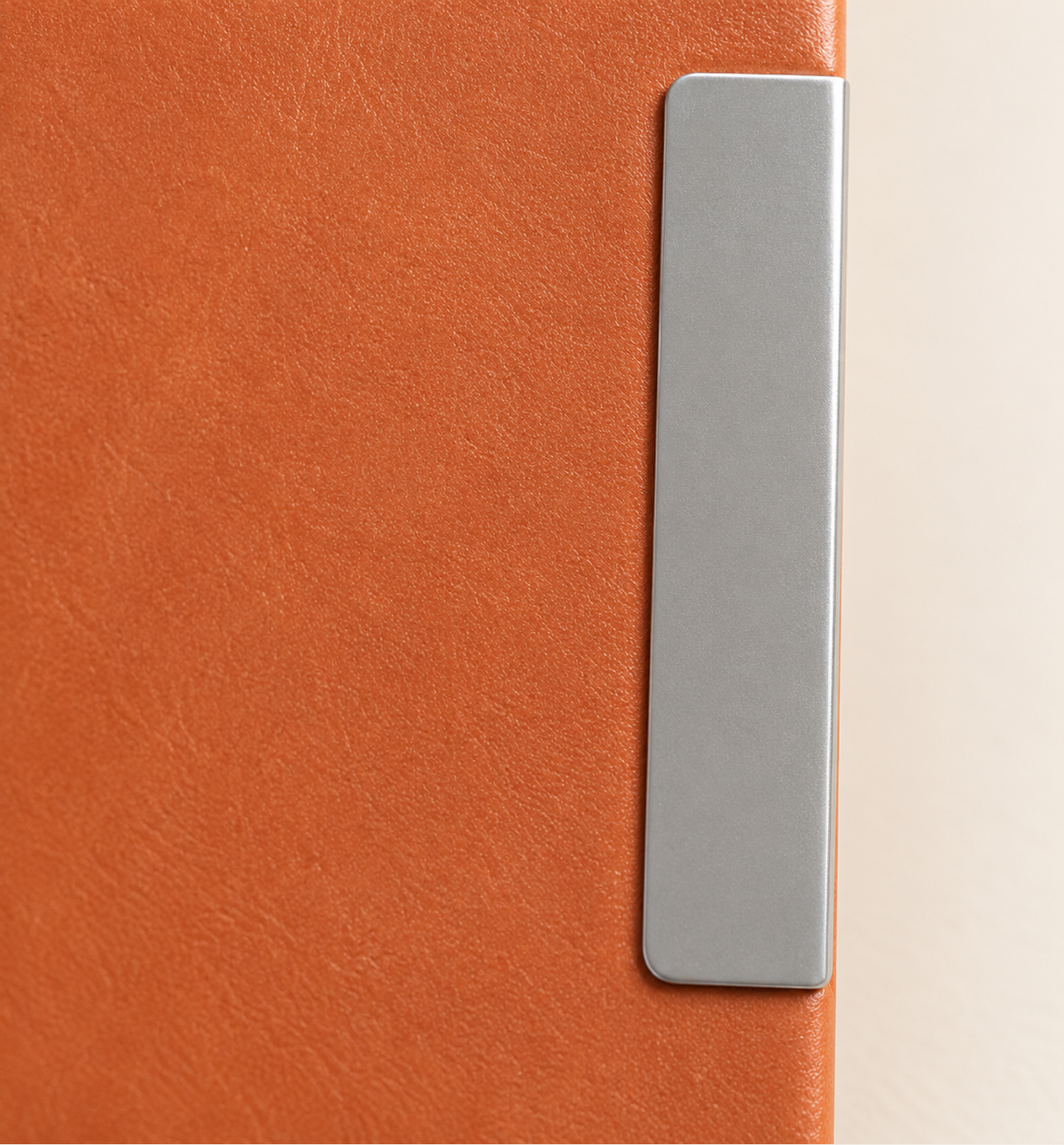 Classic Card Holder - Brown, detail